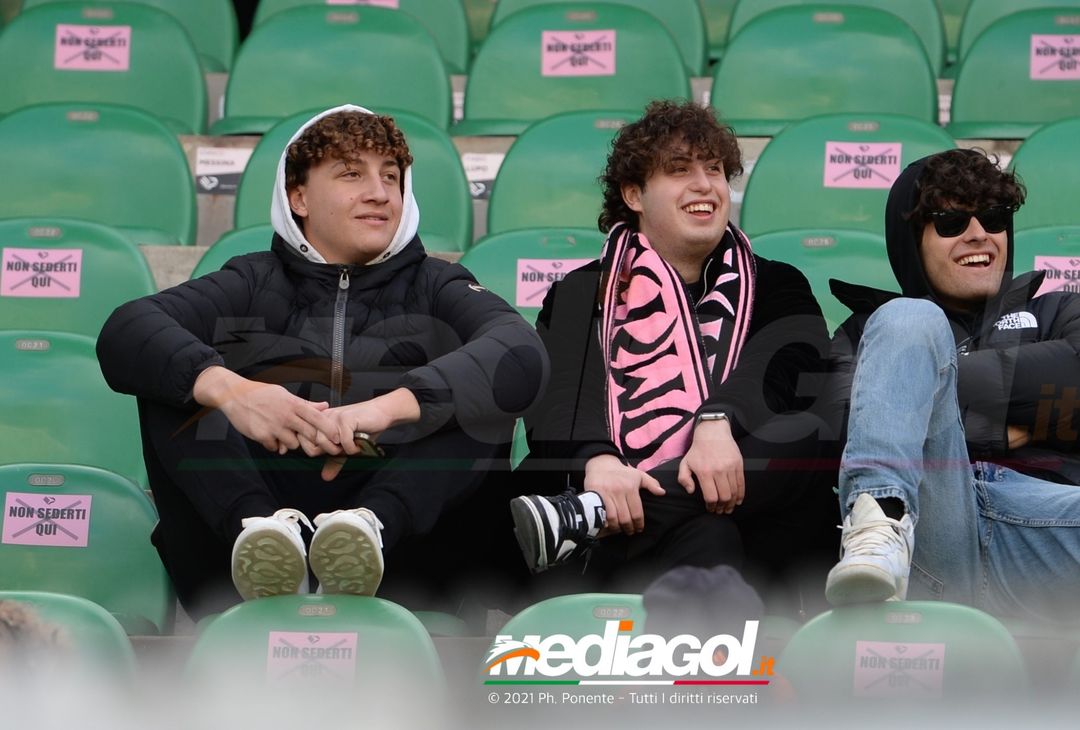 FOTO, i tifosi allo stadio per Palermo – Bari 0-0 (Gallery) - immagine 36