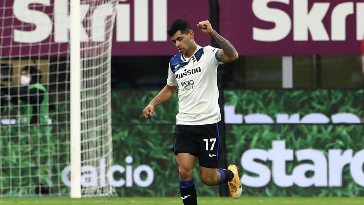 Cristián Romero (difensore Atalanta) esulta per il suo gol in Milan-Atalanta (Serie A 2020-2021) | AC Milan News (Getty Images) 
