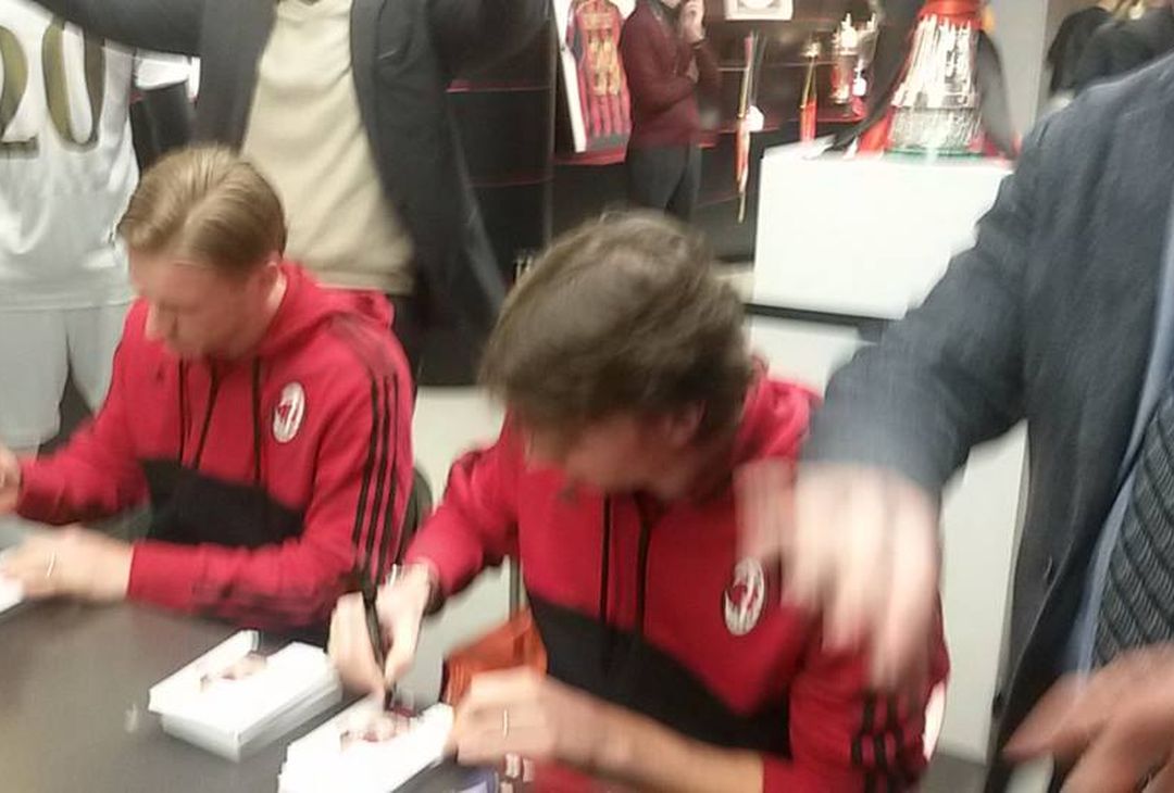 GALLERY PM – Meet&Greet a Casa Milan: tutti gli scatti - immagine 18