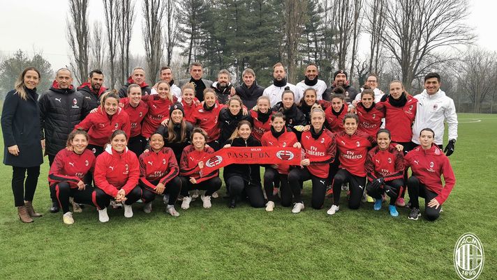 Paolo Maldini e Frederic Massara al 'Vismara' dal Milan Femminile (credits: acmilan.com) 