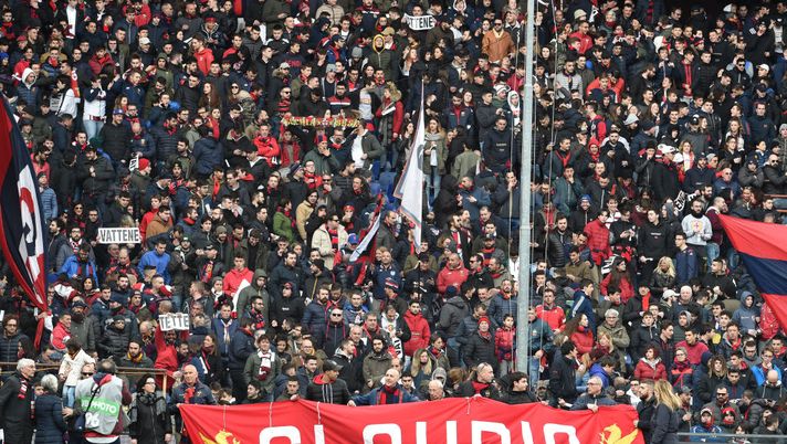 GENOA, ITALY - FEBRUARY 09: A Banner is displayed in memory of Claudio Spagnolo, a fan of Genoa CFC who was stabbed near the stadium 25 years ago, before the Serie A match between Genoa CFC and  Cagliari Calcio at Stadio Luigi Ferraris on February 9, 2020 in Genoa, Italy. (Photo by Paolo Rattini/Getty Images) 