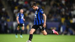 FOTO Caso Acerbi, la dura reazione dei tifosi del Napoli: striscioni in città