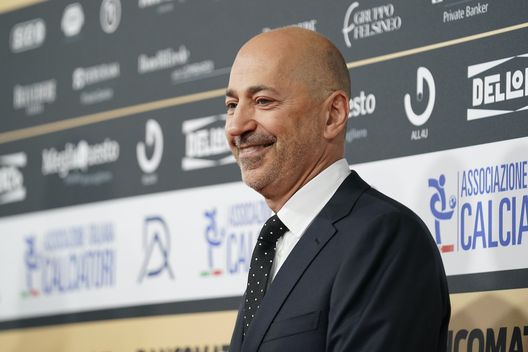 Ivan Gazidis (CEO AC Milan) alla cerimonia degli Oscar del Calcio AIC 2022 | Milan News (Getty Images) Ivan Gazidis AC Milan Oscar del Calcio AIC 2022