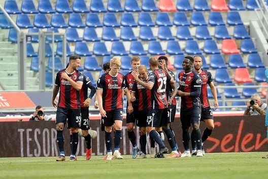 BOLOGNA, ITALY - APRIL 18: Mattias Svanberg of Bologna FC celebrates after scoring his team's third goal during the Serie A match between Bologna FC and Spezia Calcio at Stadio Renato Dall'Ara on April 18, 2021 in Bologna, Italy. Sporting stadiums around Italy remain under strict restrictions due to the Coronavirus Pandemic as Government social distancing laws prohibit fans inside venues resulting in games being played behind closed doors. (Photo by Mario Carlini / Iguana Press/Getty Images) BOLOGNA, ITALY - APRIL 18: Mattias Svanberg of Bologna FC celebrates after scoring his team's third goal during the Serie A match between Bologna FC and Spezia Calcio at Stadio Renato Dall'Ara on April 18, 2021 in Bologna, Italy. Sporting stadiums around Italy remain under strict restrictions due to the Coronavirus Pandemic as Government social distancing laws prohibit fans inside venues resulting in games being played behind closed doors. (Photo by Mario Carlini / Iguana Press/Getty Images)