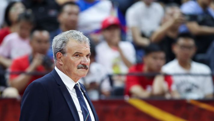 FOSHAN, CHINA - AUGUST 31: Head coach Meo Sacchetti of the Italy National Team looks on against the Philippines National Team during the 1st round of 2019 FIBA World Cup at GBA International Sports and Cultural Center on August 31, 2019 in Foshan, China. (Photo by Zhong Zhi/Getty Images) FOSHAN, CHINA - AUGUST 31: Head coach Meo Sacchetti of the Italy National Team looks on against the Philippines National Team during the 1st round of 2019 FIBA World Cup at GBA International Sports and Cultural Center on August 31, 2019 in Foshan, China. (Photo by Zhong Zhi/Getty Images)