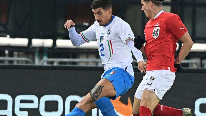 VIENNA, AUSTRIA - NOVEMBER 20: Giovanni Di Lorenzo of Italy in action during the friendly match between Austria and Italy at Ernst Happel Stadion on November 20, 2022 in Vienna, Austria. (Photo by Mattia Ozbot/Getty Images) Di Lorenzo, le sue condizioni preoccupano il Napoli: ha subito un colpo contro l’Austria - immagine 1
