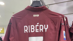 Salernitana, è Ribery-mania: maglie non ufficiali a ruba. Il club adirà vie legali