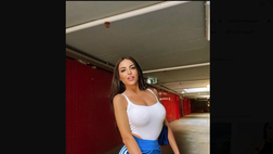 Marialuisa Jacobelli, il body bianco fa impazzire i fan: “Baciamo come se non…”