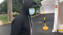 VIDEO Cagliari, il ritorno di Radja Nainggolan: quel saluto freddo del Ninja all’Inter di Conte dice tutto