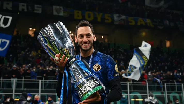Hakan Calhanoglu Inter