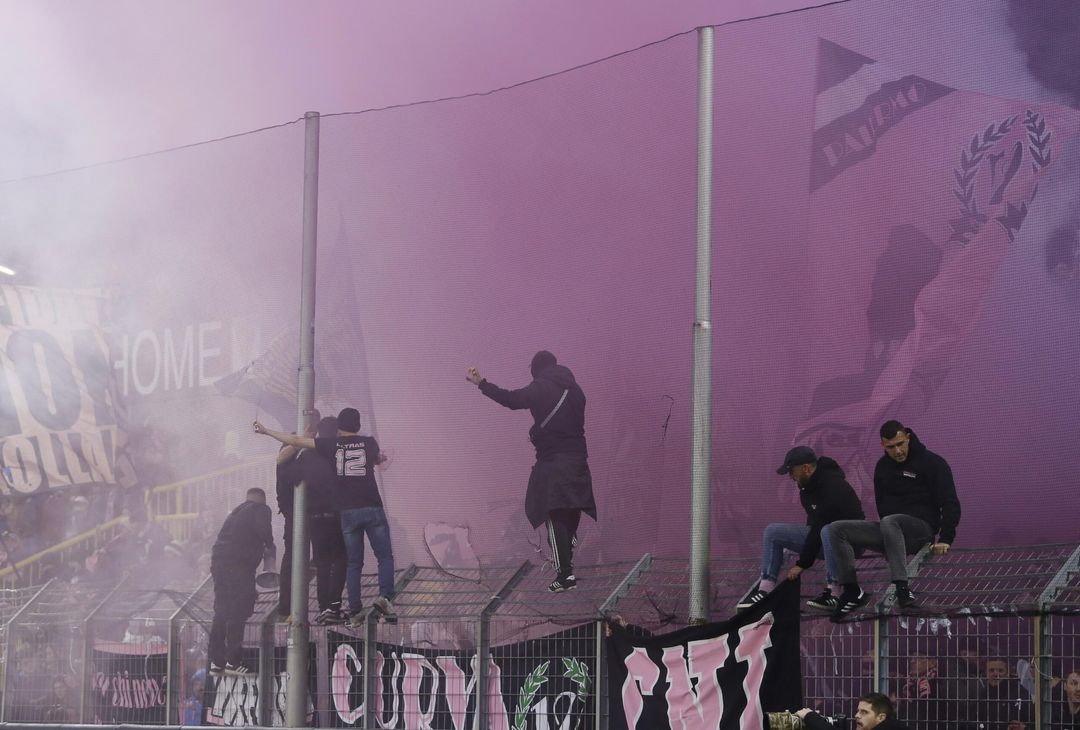 FOTOTIFO Lecco-Palermo 0-1, gli scatti ai tifosi al “Rigamonti-Ceppi” (GALLERY) - immagine 11