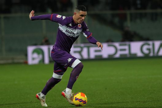 GERMOGLI PH: 15 DICEMBRE 2021 FIRENZE STADIO ARTEMIO FRANCHI PARTITA COPPA ITALIA 2021 2022 FIORENTINA VS BENEVENTO JOS CALLEJoN © FOTOCRONACHE GERMOGLI Tre in uscita, poi i rinnovi. Quale futuro per Saponara e Callejon?- immagine 2