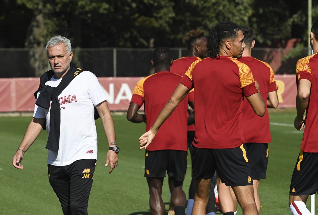 Trigoria, Roma in campo per preparare la sfida con il Napoli – FOTO GALLERY - immagine 7
