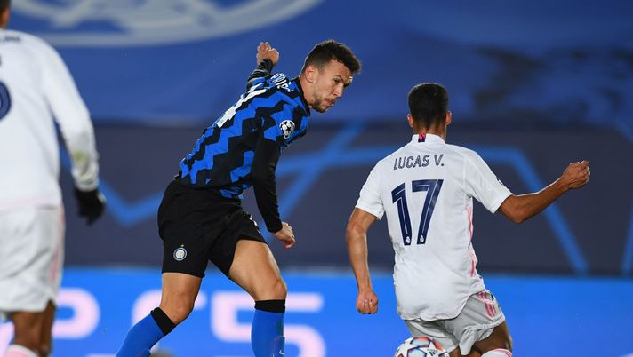 MADRID, SPAIN - NOVEMBER 03: Ivan Perisic of FC Internazionale scores the second goal during the UEFA Champions League Group B stage match between Real Madrid and FC Internazionale at Estadio Santiago Bernabeu on November 3, 2020 in Madrid, Spain. (Photo by Claudio Villa - Inter/Inter via Getty Images) MADRID, SPAIN - NOVEMBER 03: Ivan Perisic of FC Internazionale scores the second goal during the UEFA Champions League Group B stage match between Real Madrid and FC Internazionale at Estadio Santiago Bernabeu on November 3, 2020 in Madrid, Spain. (Photo by Claudio Villa - Inter/Inter via Getty Images)