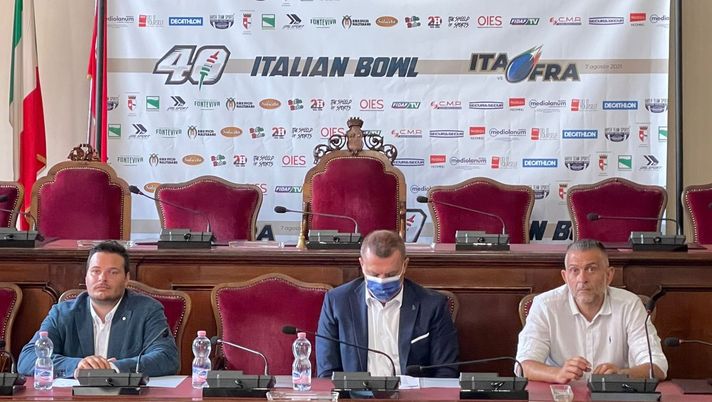 Il football americano rinasce in Italia: a Piacenza le finali di Silver Bowl e Italian Bowl 