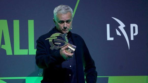 Foto record.pt Sky – Mourinho-Brasile? Voci non confermate: si sente al centro del progetto Roma- immagine 2
