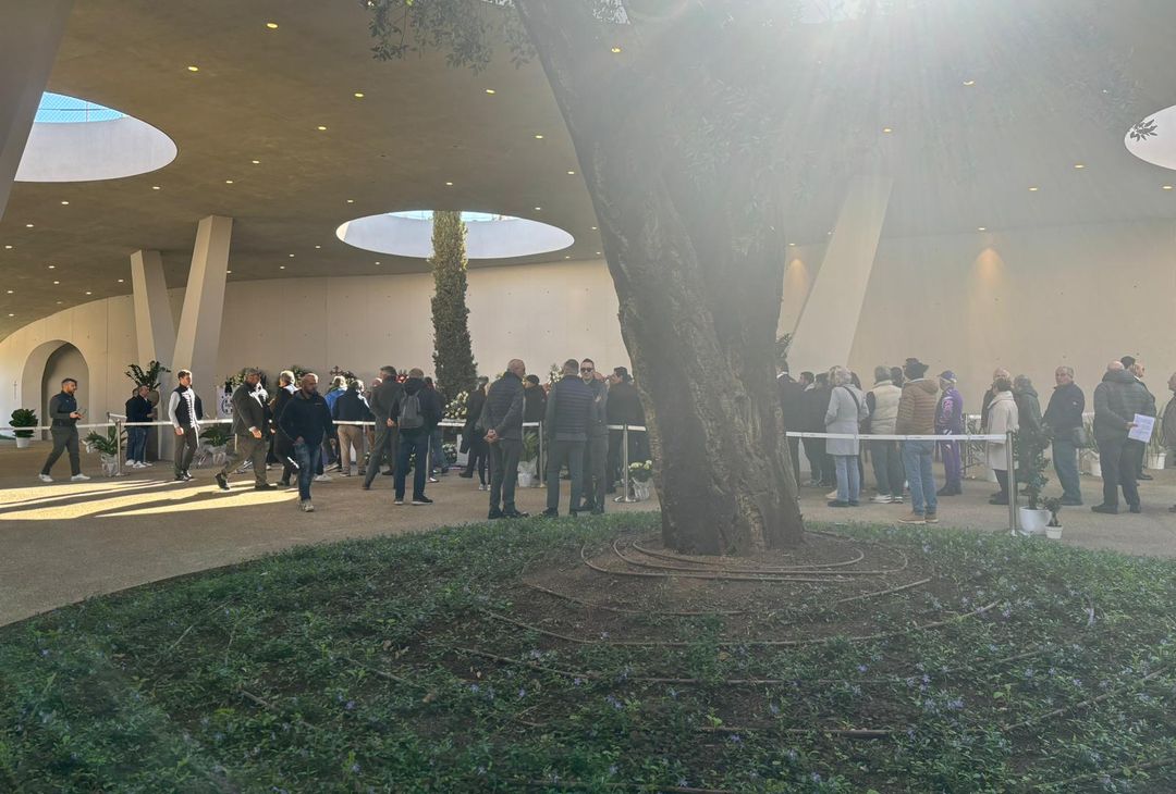 GALLERY VN – La camera ardente per Joe Barone. Tra i presenti Marotta e DeLa - immagine 23