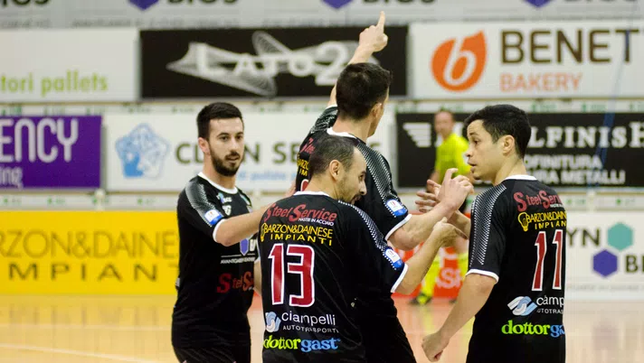 Syn-Bios Petrarca, squadra a ranghi ridotti con il Genova (in diretta Rai)