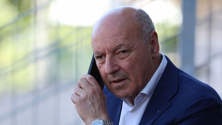 Inter, altro sacrificato: “Scade nel 2025, in estate servirà per fare cassa” Inter, altro sacrificato: “Scade nel 2025, in estate servirà per fare cassa” - immagine 1