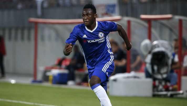 Baba Rahman, qui con la maglia del Chelsea, Getty Images 