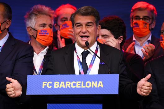 Barcellona Laporta (getty images) Barcellona Laporta (getty images)