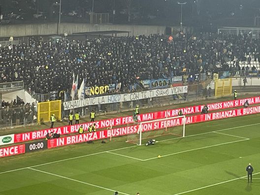 Monza-Inter, la Curva Nord sostiene Arnautovic: “Ti siamo vicini”- immagine 3