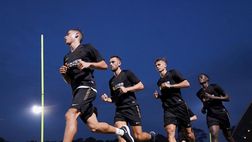 VIDEO / L’Inter suda a Singapore: guarda le immagini dell’allenamento serale