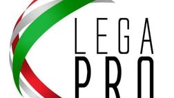Violenza di gruppo su una studentessa, nei guai 5 calciatori di Serie C