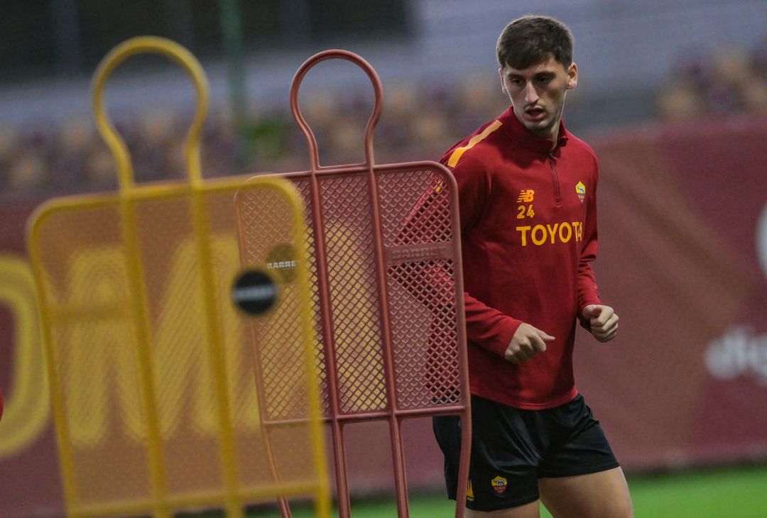 Trigoria, l’allenamento di rifinitura della Roma in vista del derby – FOTO GALLERY - immagine 3