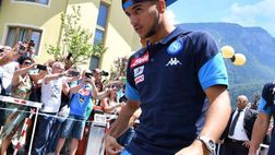 Ounas si traveste da Batman e si diverte con l’amico |VIDEO