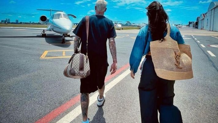 Wanda Nara rivela l’insolita ossessione quando viaggia con Mauro Icardi: “Mentre dorme…” - immagine 1