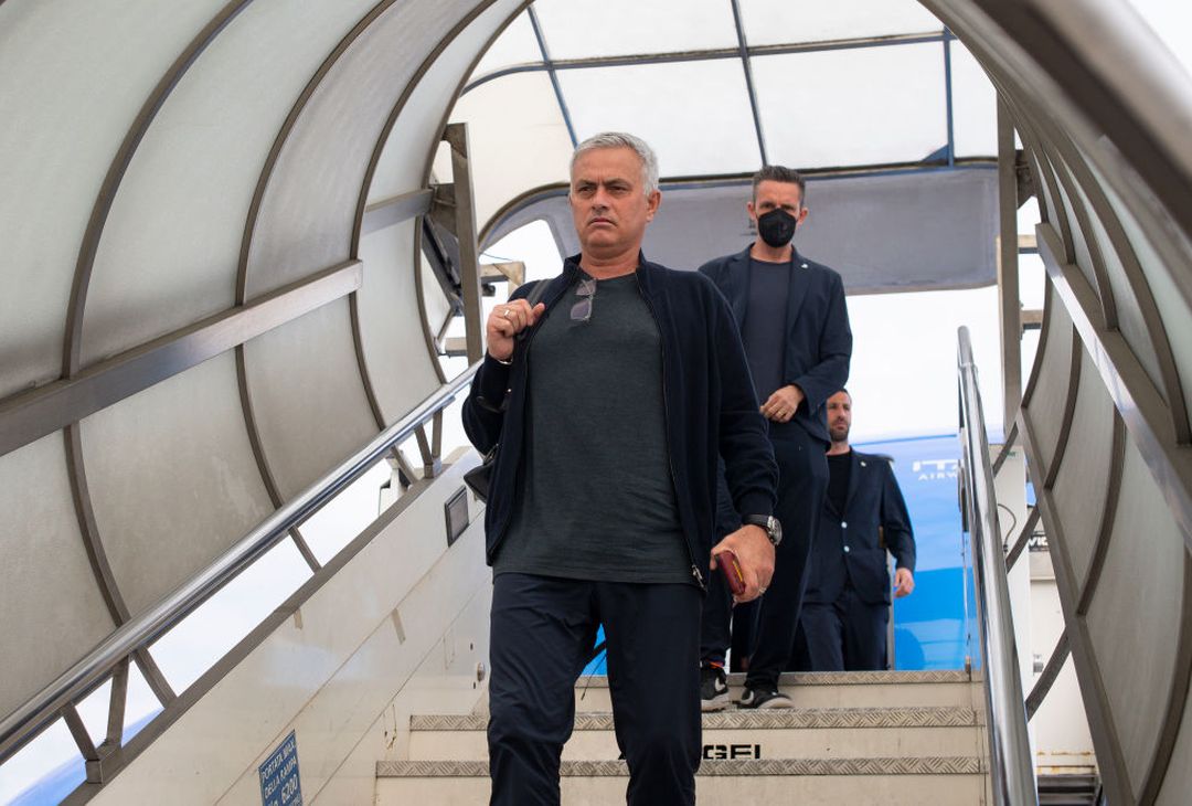 Il viaggio della Roma verso Milano per la sfida con l’Inter – FOTO GALLERY - immagine 19