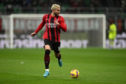Theo Hernández (difensore AC Milan), qui durante Milan-Lazio 4-0 (Coppa Italia 2021-2022) | News (Getty Images) Theo Hernández AC Milan