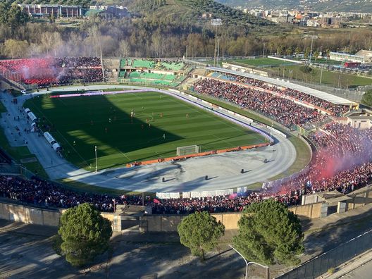 Cosenza-Catanzaro, il derby è la fotocopia dell’andata: in gol Iemmello e Biasci- immagine 2