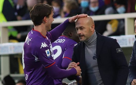 GERMOGLI PH: 11DICEMBRE 2021 FIRENZE STADIO ARTEMIO FRANCHI CAMPIONATO SERIE A TIM FIORENTINA VS SALERNITANA NELLA FOTO GOL ESULTANZA VLAHOVIC Fiorentina, conto alla rovescia dal mercato: qual è la verità su Vlahovic?- immagine 2