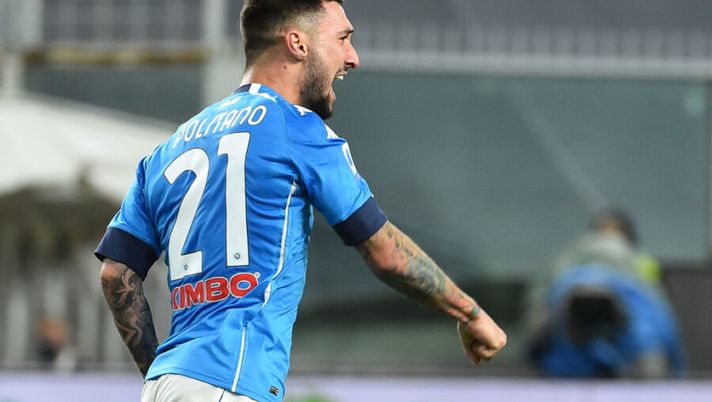 GENOA, ITALY FEBRUARY 6: Matteo Politano of SSC Napoli celebrares after scoring during the Serie A match between Genoa CFC and SSC Napoli- Serie A at Stadio Luigi Ferraris on February 6, 2021 in Genoa, Italy. (Photo by Paolo Rattini/Getty Images) Napoli, da Politano a Bakayoko: le scelte di Gattuso per sfidare la Juve - immagine 1