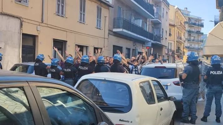 Tifosi del Savona gemellati con l’Imperia: 5 Daspo dopo il derby con la Sanremese - immagine 1