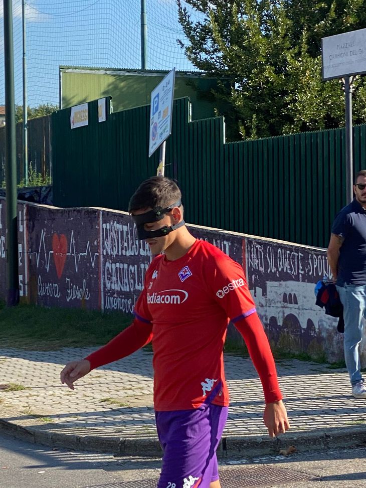 FOTO VN – Quarta “mascherato”, El Chino si allena nonostante la frattura- immagine 2