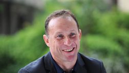 Papin: “Giocare nel Milan un privilegio. Ecco un aneddoto su Desailly”