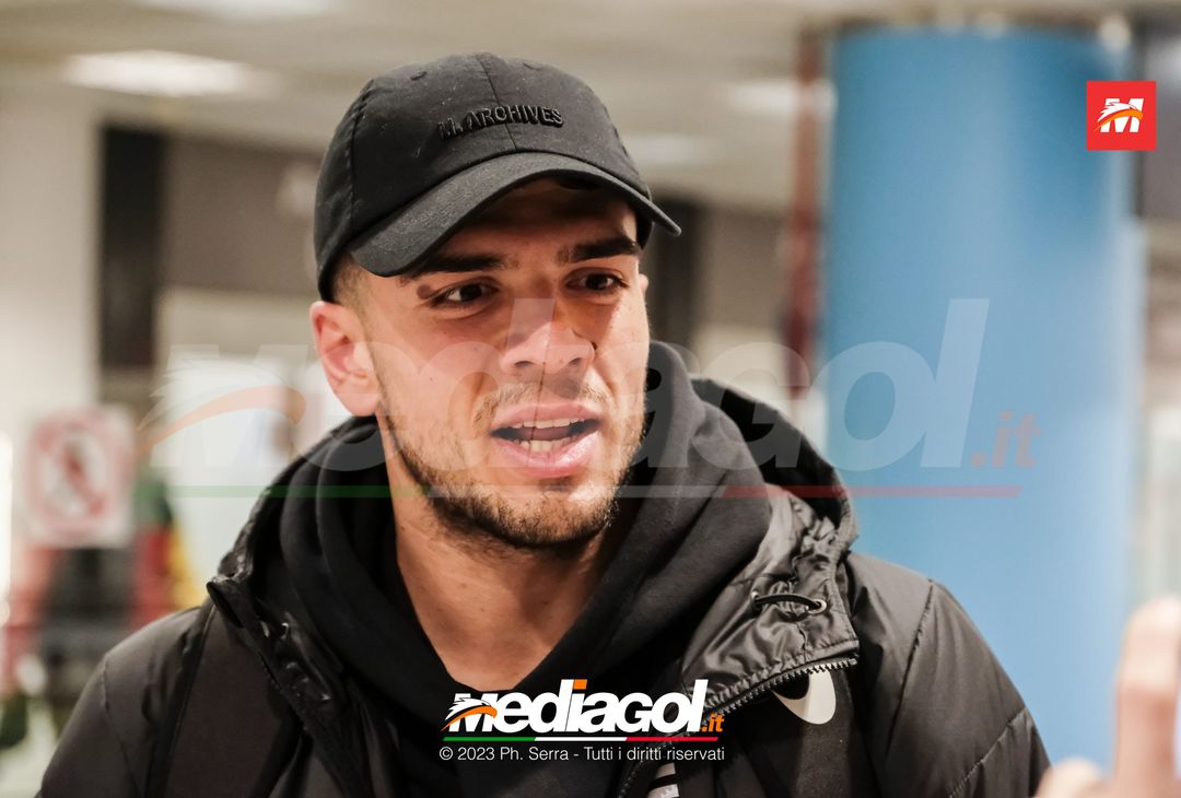 FOTO PALERMO, Aurelio arriva all’aeroporto Falcone e Borsellino di Palermo (Gallery) - immagine 10