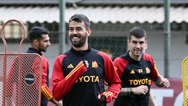 Roma, Spinazzola in gruppo. Out Smalling, Pellegrini e Zalewski: ma Nicola partirà - immagine 1