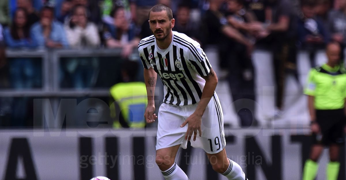 Bonucci Ad Allegri “cambia Barzagli” Il Tecnico “fatti Gli Affari