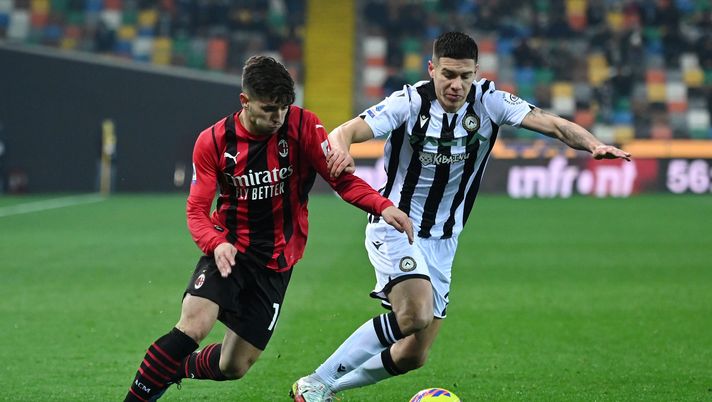 UDINE, ITALY - DECEMBER 11: Brahim Diaz of AC Milan battles for possession with Nehuen Perez of Udinese Calcio during the Serie A match between Udinese Calcio and AC Milan at Dacia Arena on December 11, 2021 in Udine, Italy. (Photo by Alessandro Sabattini/Getty Images) UDINE, ITALY - DECEMBER 11: Brahim Diaz of AC Milan battles for possession with Nehuen Perez of Udinese Calcio during the Serie A match between Udinese Calcio and AC Milan at Dacia Arena on December 11, 2021 in Udine, Italy. (Photo by Alessandro Sabattini/Getty Images)