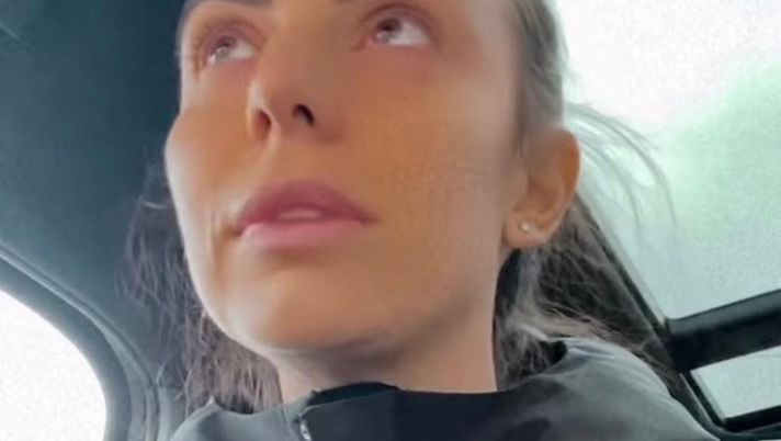 Con chi ce l’ha? Lady Bonucci polemica: “Ogni giorno vedo foto di shooting ma poi…” Con chi ce l’ha? Lady Bonucci polemica: “Ogni giorno vedo foto di shooting ma poi…”