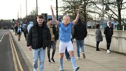 Manchester City, l’anziano tifoso non le manda a dire alla curva dell’Everton…