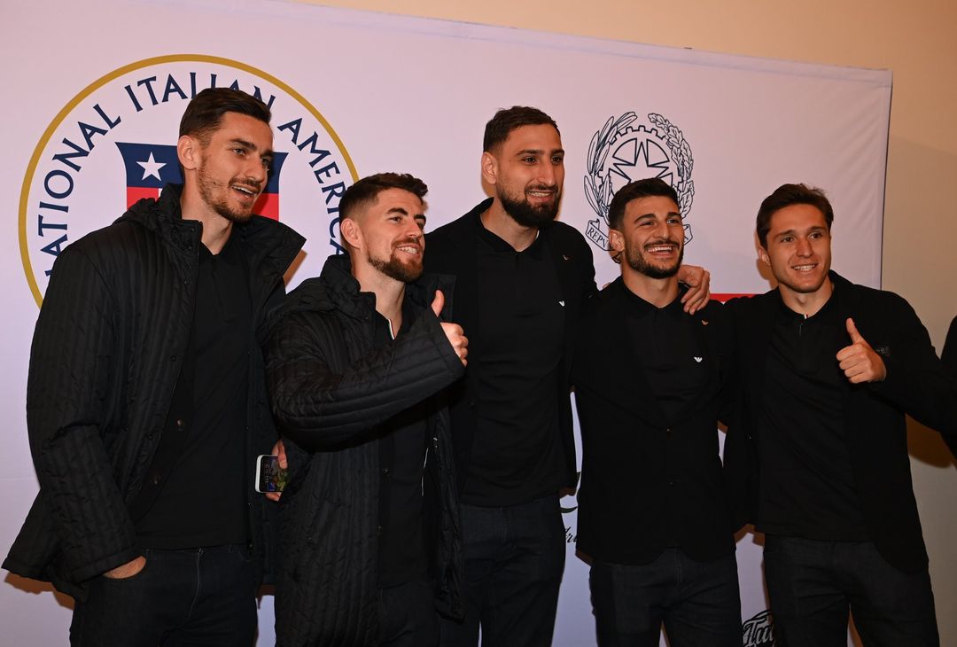 GALLERY La Nazionale viene accolta in trionfo a New York: Di Lorenzo superstar! - immagine 3