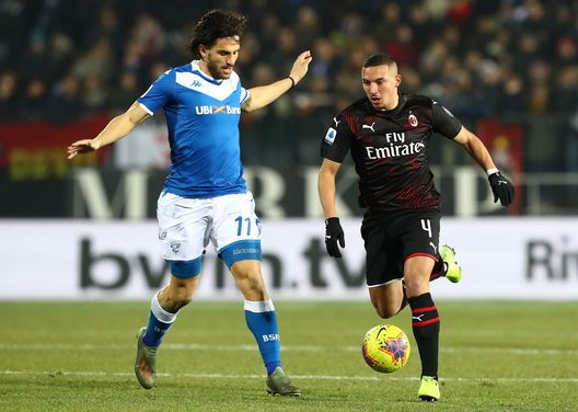 Ernesto Torregrossa e Ismaël Bennacer in Brescia-Milan (credits: GETTY Images) Ernesto Torregrossa e Ismaël Bennacer in Brescia-Milan (credits: GETTY Images)