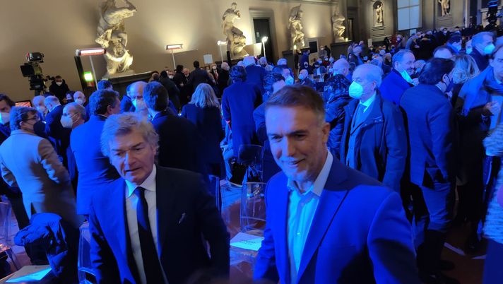 Batistuta: “Firenze la sento casa mia, anche il Franchi è parte di me” Batistuta: “Firenze la sento casa mia, anche il Franchi è parte di me” - immagine 1