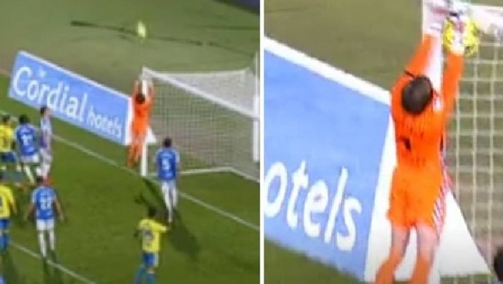 Canarie, proprio nel derby....Segunda Division: il portiere prende la palla e la deposita nella "sua" porta.... Canarie, proprio nel derby....Segunda Division: il portiere prende la palla e la deposita nella "sua" porta....