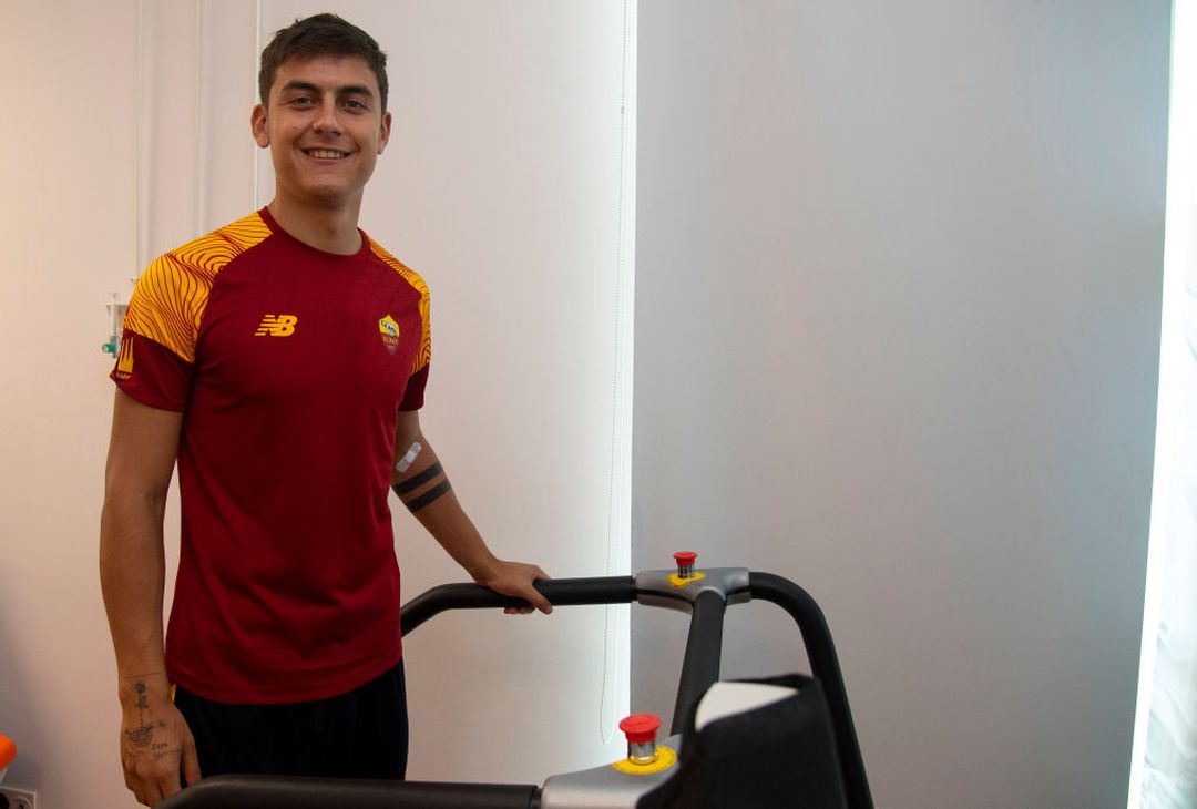 Paulo Dybala è un nuovo giocatore della Roma – FOTO GALLERY - immagine 9